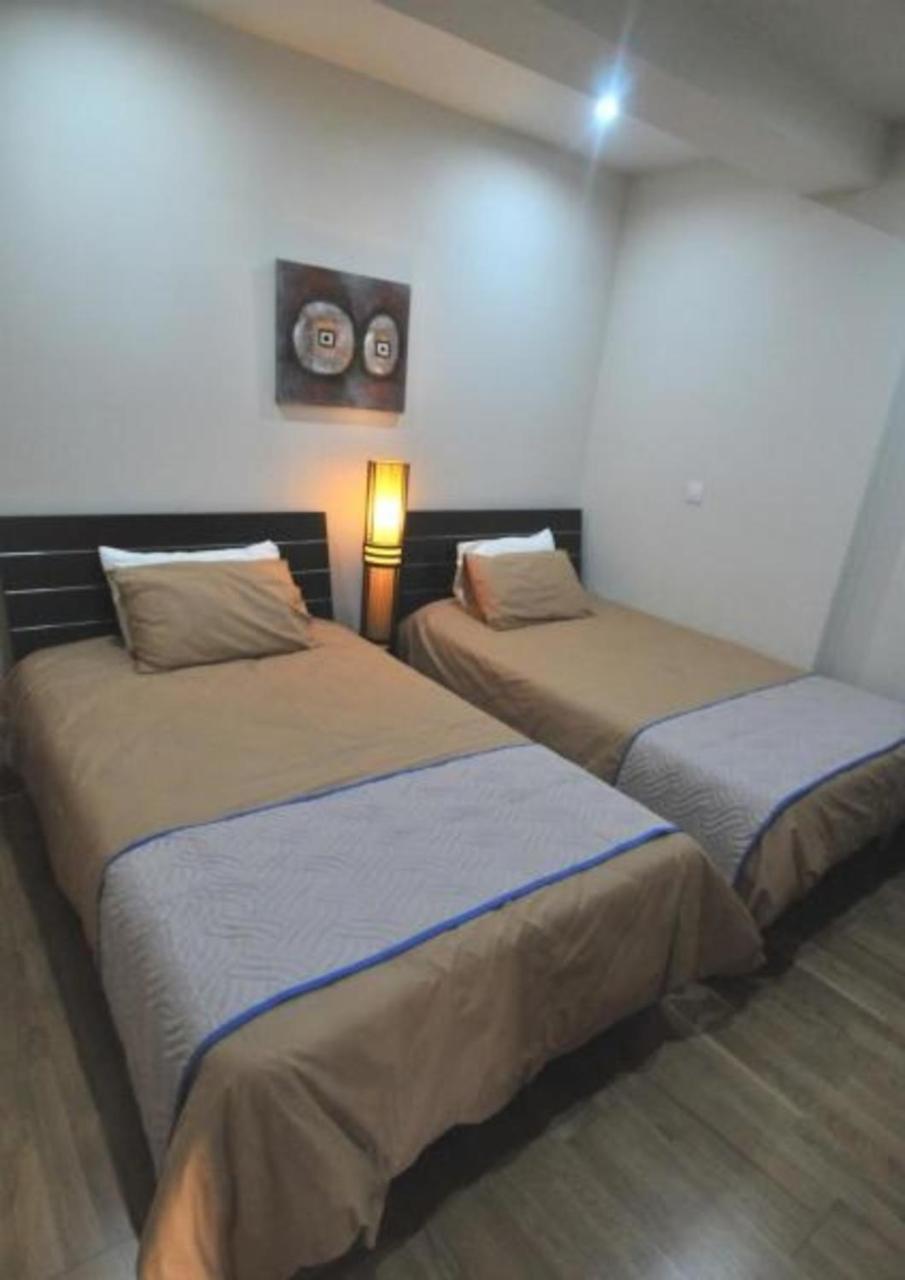 Ithaki Phinikoudes Apartment No. 105 Larnaca Luaran gambar