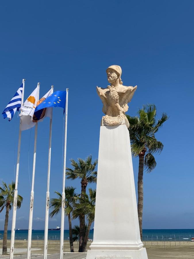 Ithaki Phinikoudes Apartment No. 105 Larnaca Luaran gambar